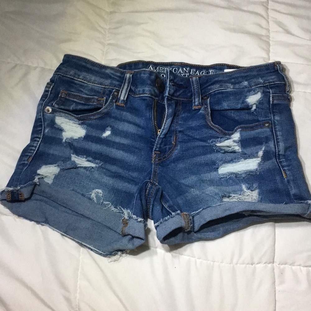 RIPPED LOW WAIST DARK DENIM SHORTS